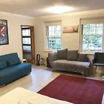 Castle View&Grassmarket Studio Flat With Luxury Bathroom
